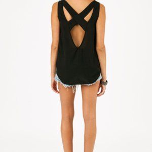 Tobi Hidden Treasure Tank